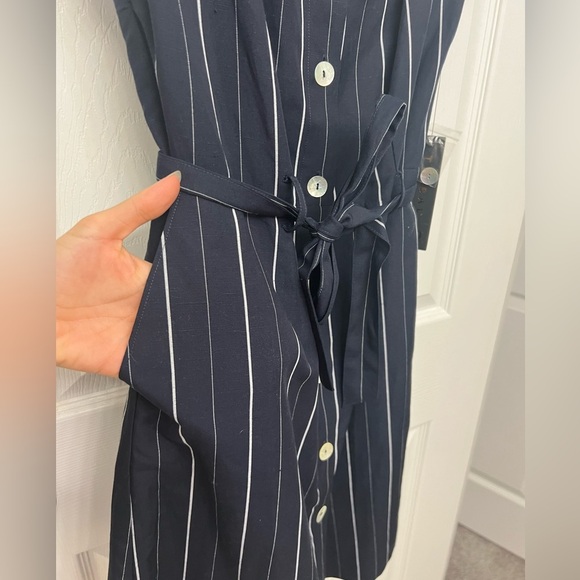 NWT navy structured cap-sleeve shirt dress with pockets - Picture 4 of 6